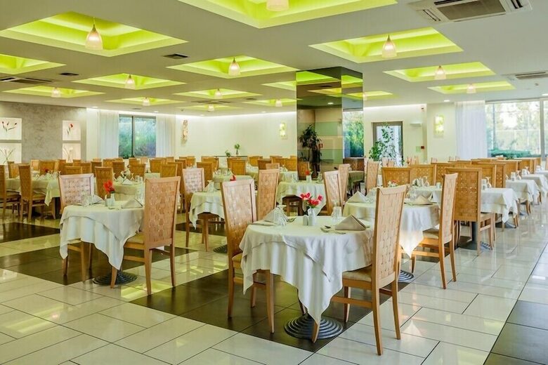 Hotel Xenios Anastasia Resort & Spa