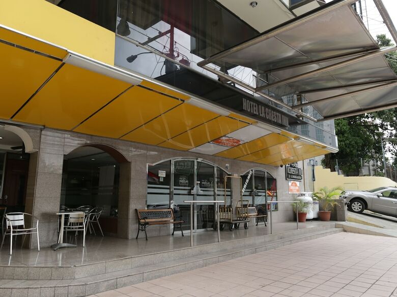Hotel La Cresta Inn