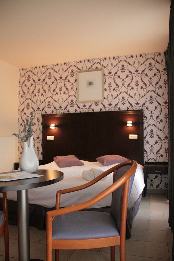 Hotel-jos�