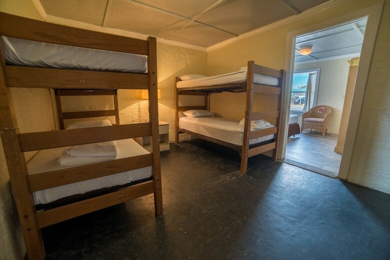 Motel Palm Grove