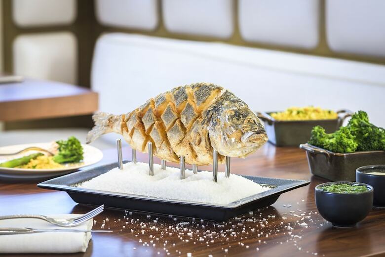 Hotel Beach Rotana