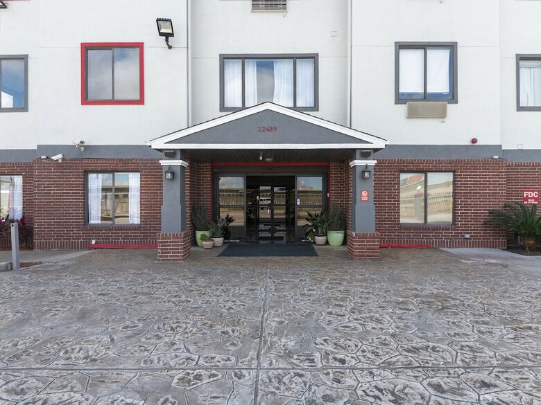 Hotel Oyo Townhouse Houston Brookhollow