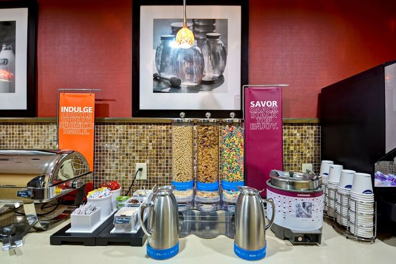 Hotel Hampton Inn Albany-wolf Road (Airport)
