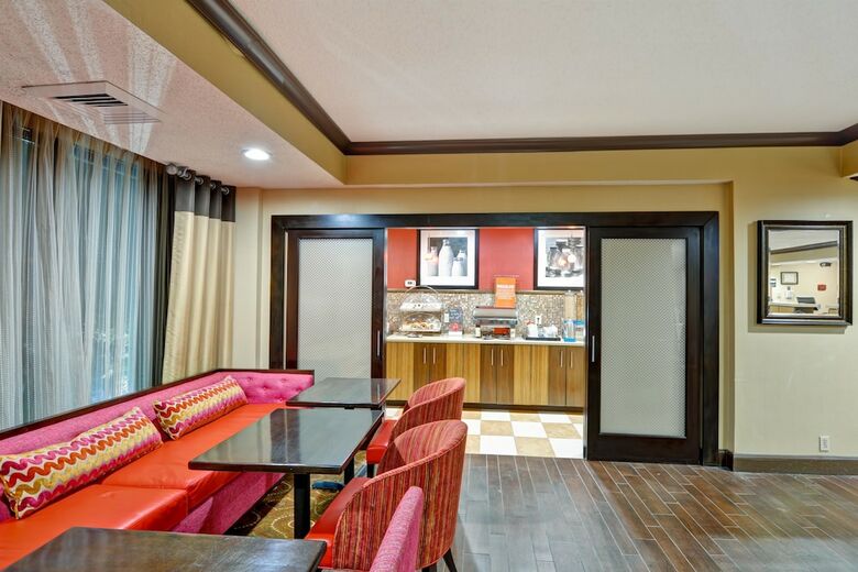 Hotel Hampton Inn Albany-wolf Road (Airport)