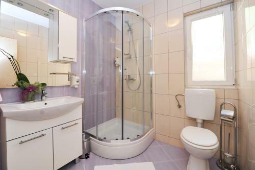 Aparthotel Lastura