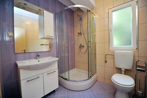 Aparthotel Lastura