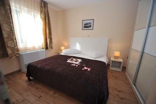 Aparthotel Lastura