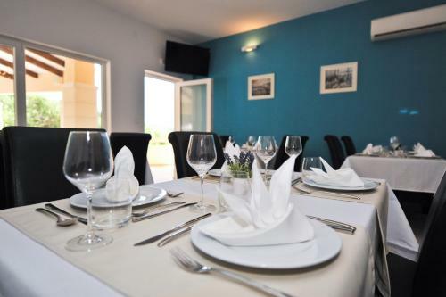 Aparthotel Lastura