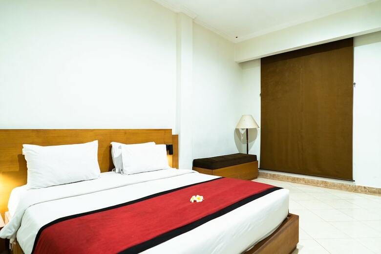 Maxi Hotel & Spa