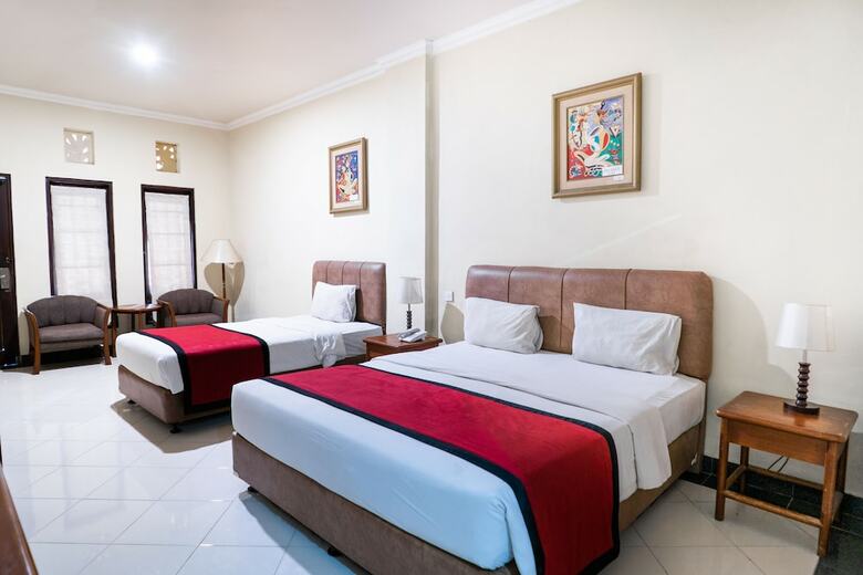 Maxi Hotel & Spa