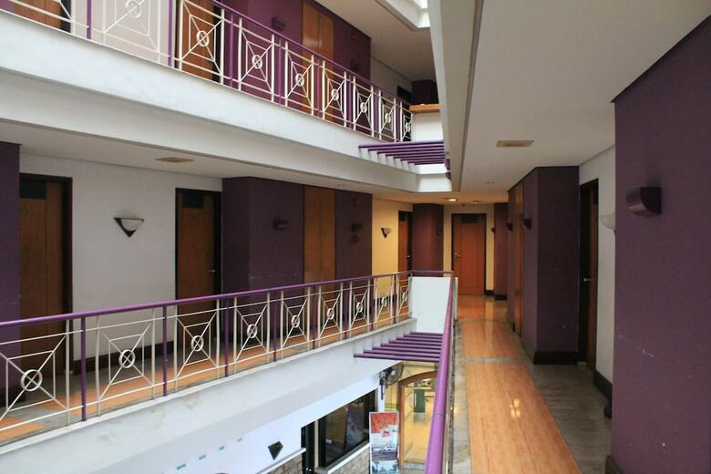 Hotel Zen Rooms Kalimas Kh Mas Mansyur