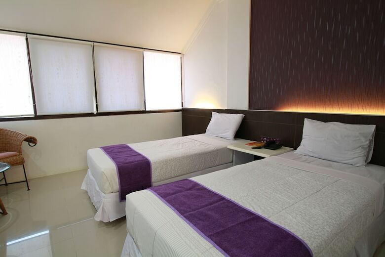 Hotel Zen Rooms Kalimas Kh Mas Mansyur