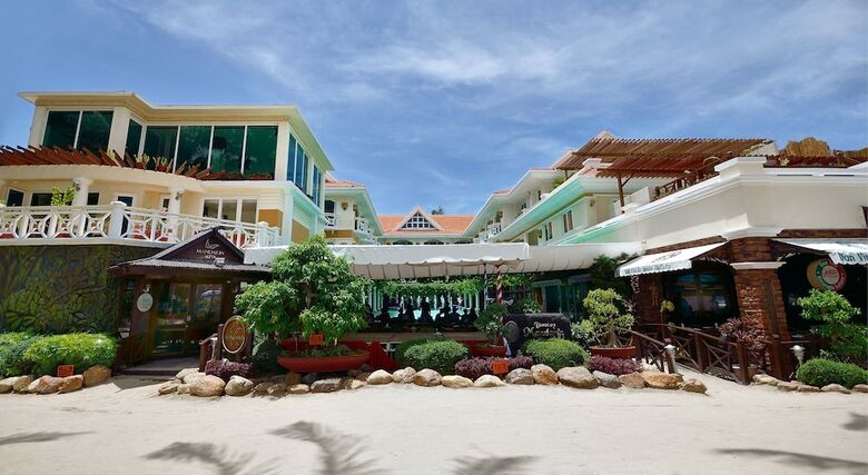 Boracay Mandarin Island Hotel