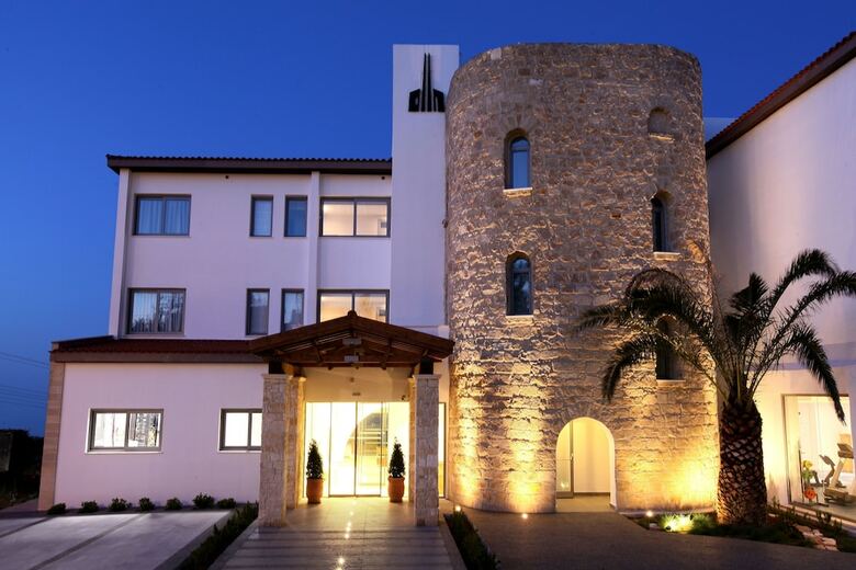 Hotel Droushia Heights
