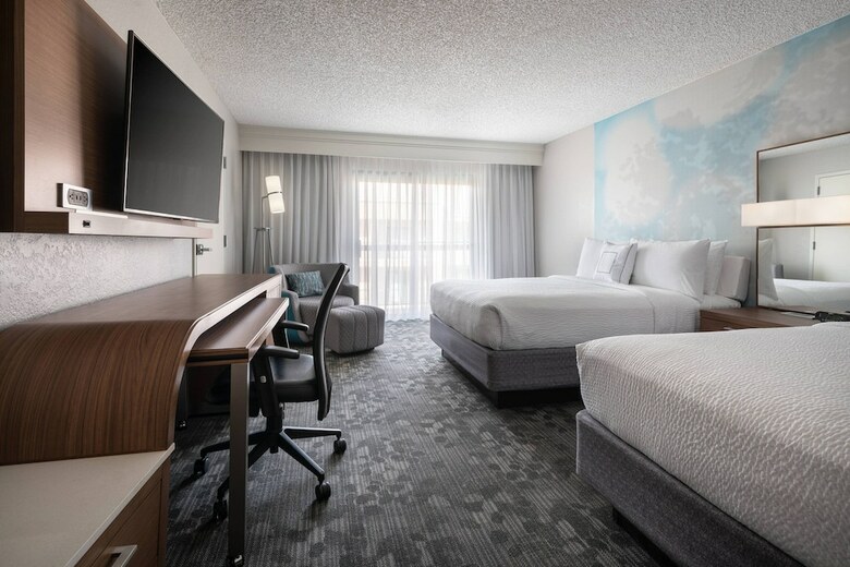 Hotel Courtyard By Marriott Las Vegas Convention Center