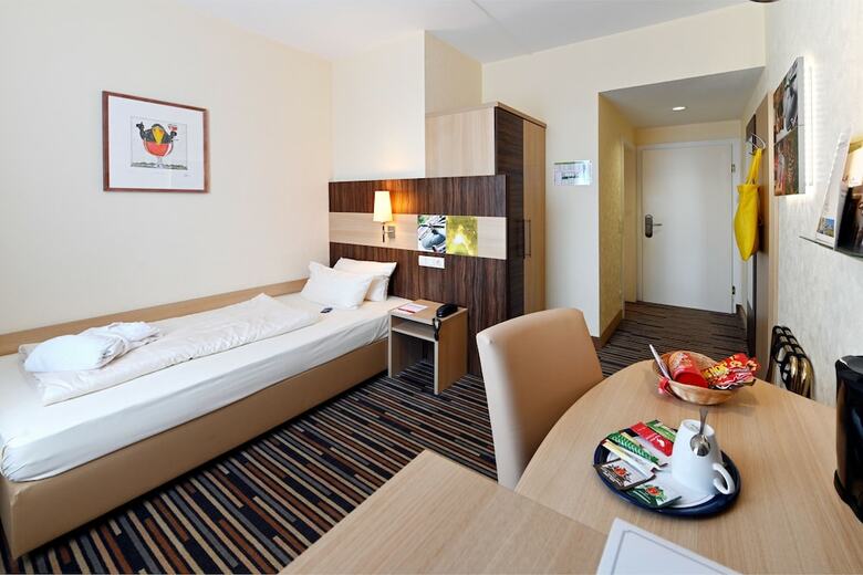 Kurpark-hotel Bad D�rkheim