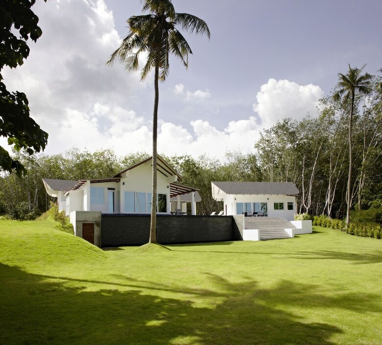 Villa The Beach House