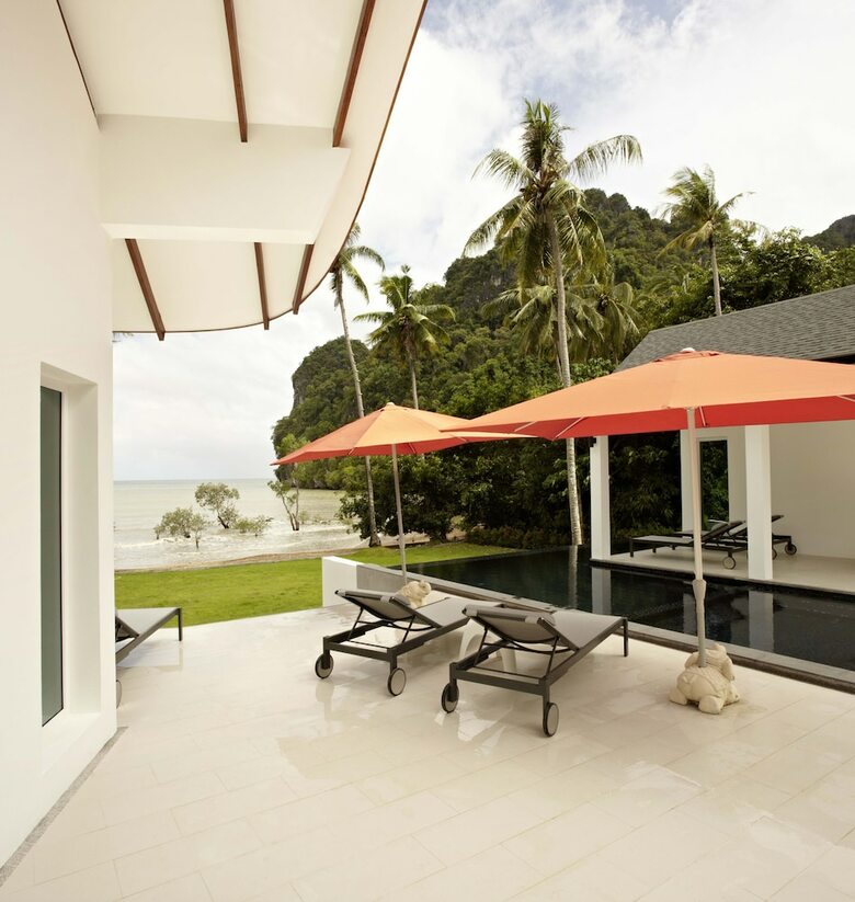 Villa The Beach House