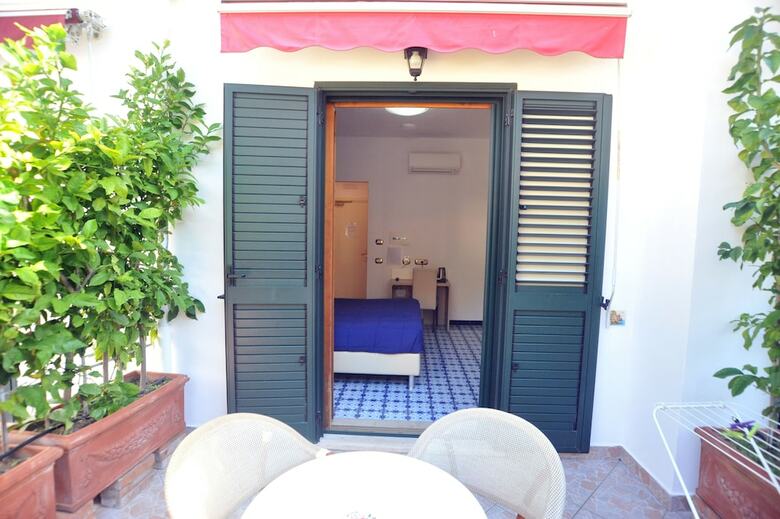 Villa Adriana B&B