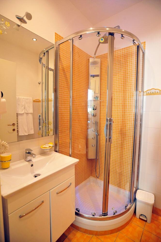 Villa Adriana B&B