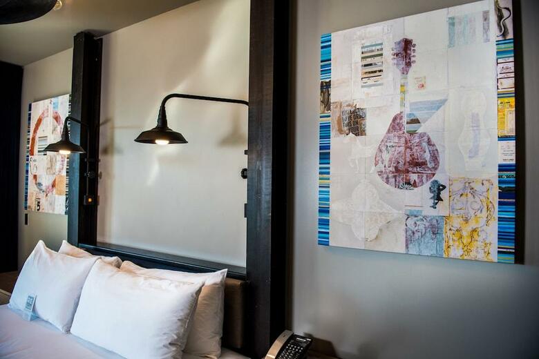 Hotel Foundre Phoenix