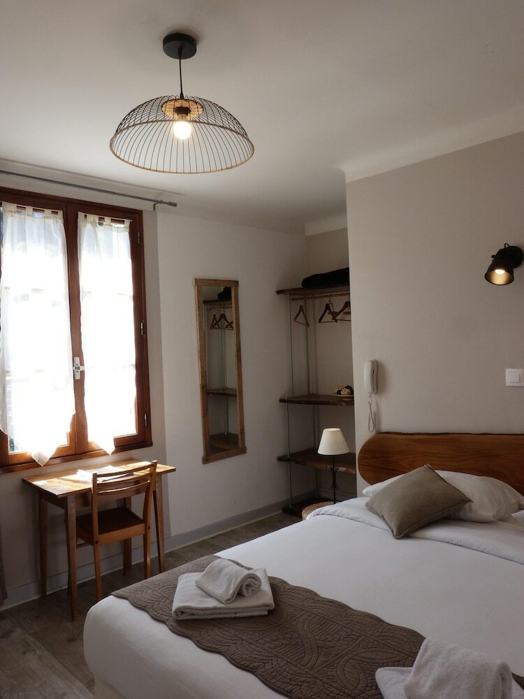 Hotel H�tel Des Grottes