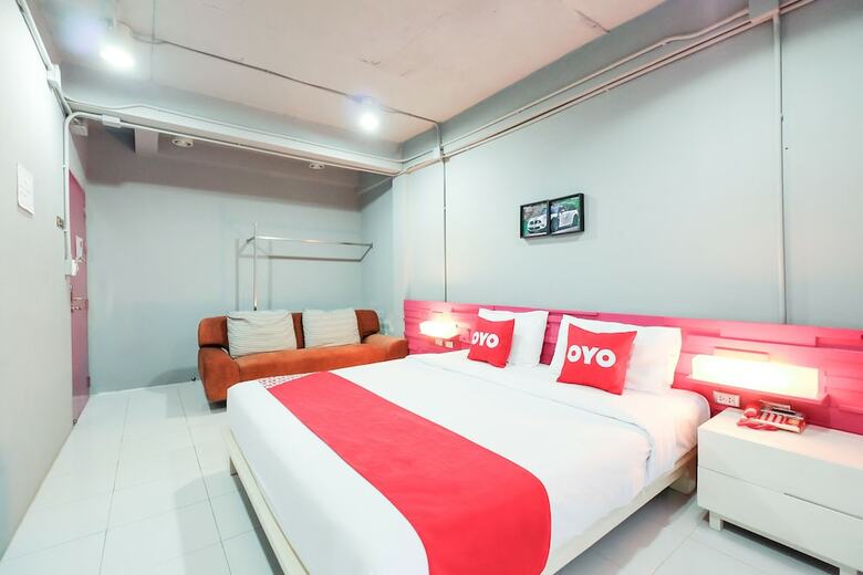 Oyo 292 The Oddy Hip Hotel