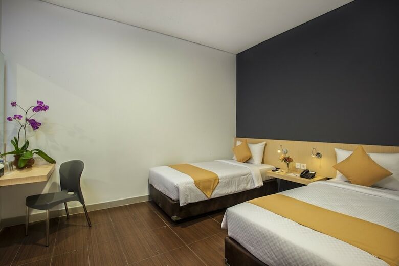 Hotel 88 Embong Malang