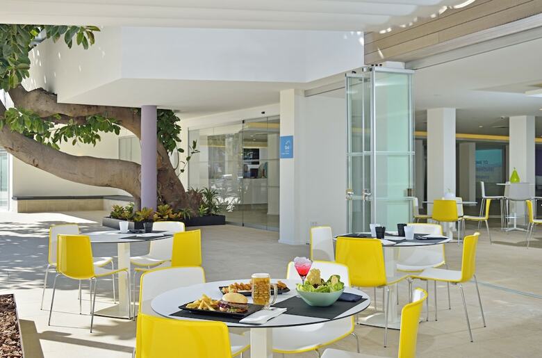 Hotel Sol House The Studio Calvi� Beach