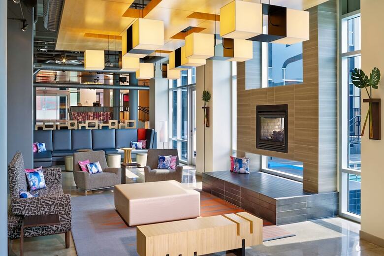 Hotel Aloft Oklahoma City Downtown - Bricktown