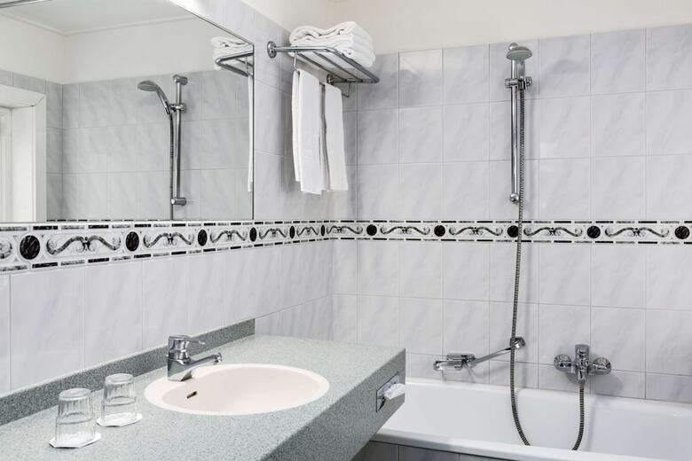 NH Arnhem Rijnhotel