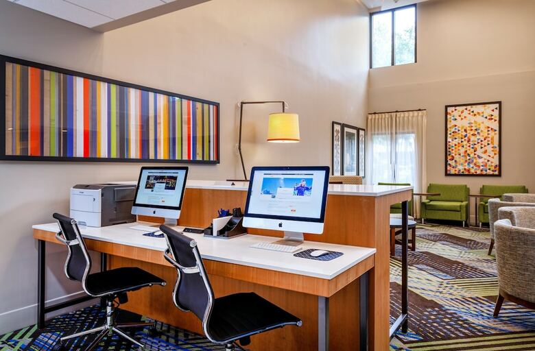 Hotel Holiday Inn Express Tampa-brandon