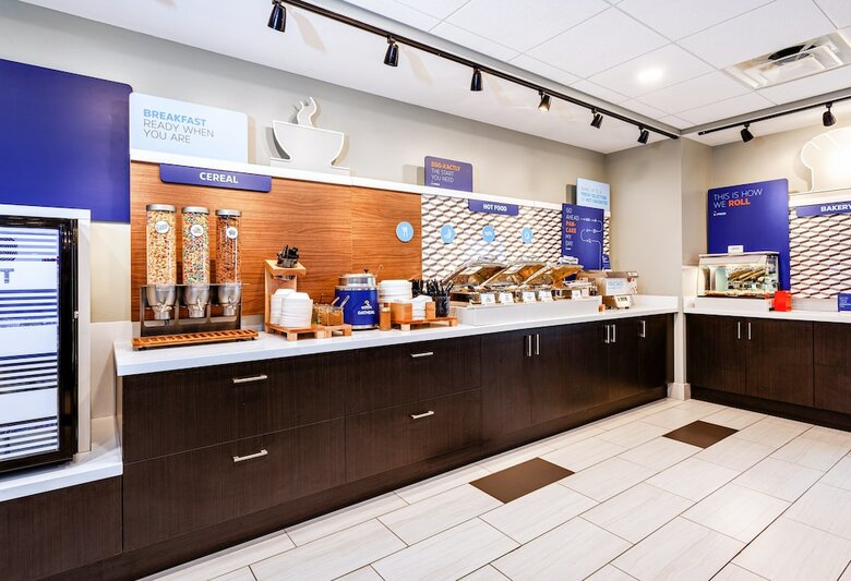Hotel Holiday Inn Express Tampa-brandon