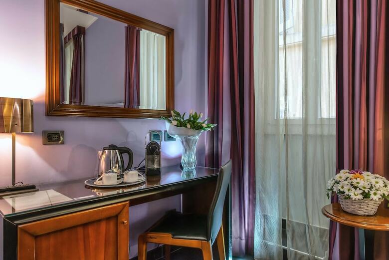 Hotel Navona Colors
