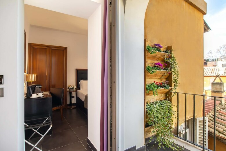Hotel Navona Colors