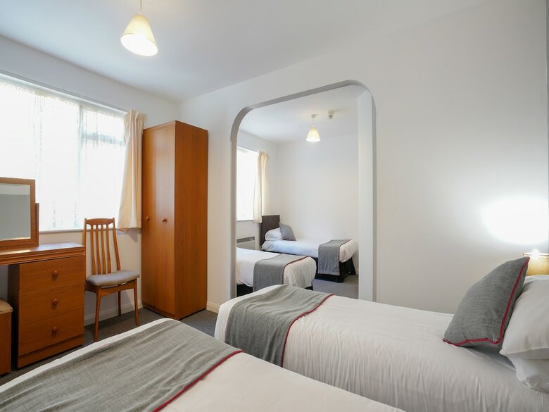 Oyo Shanklin Beach Hotel