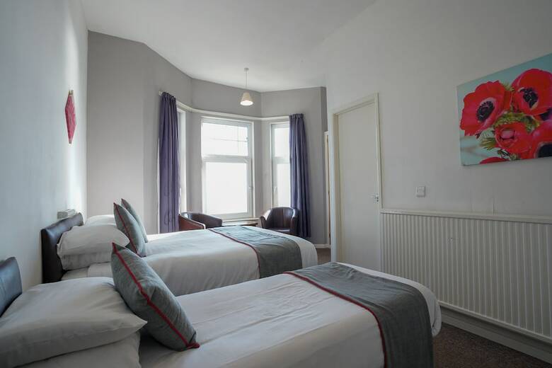 Oyo Shanklin Beach Hotel