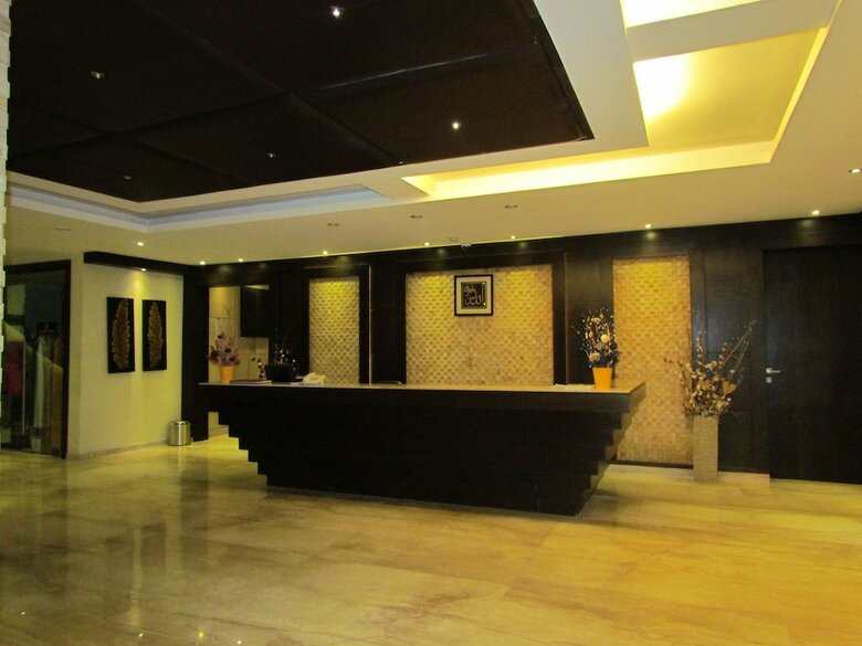 Hotel Pine Spring Wazir Bagh
