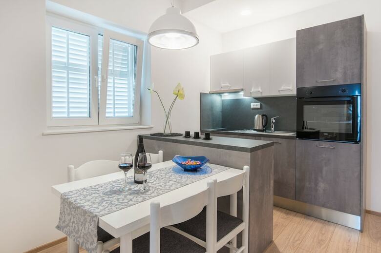 Posada Beachfront Apartmants Zanic