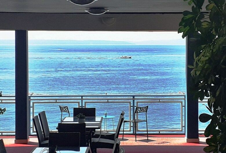 Posada Beachfront Apartmants Zanic