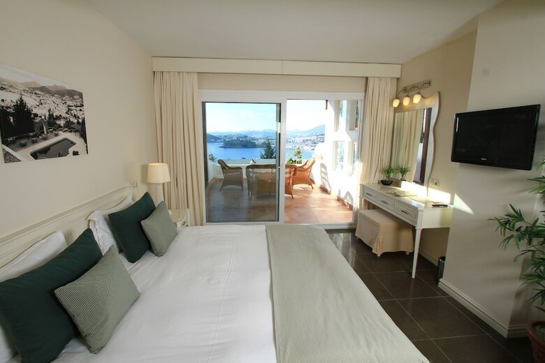 Hotel Manastir And Suites