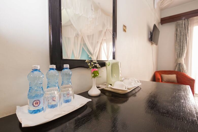 Marble Arch Hotel