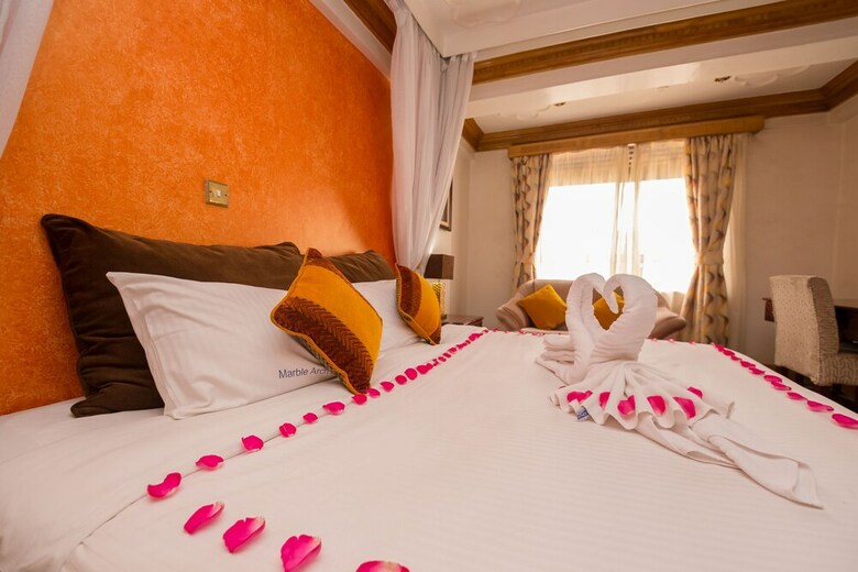 Marble Arch Hotel