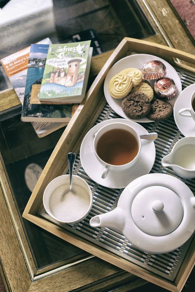 Bed & Breakfast Queensberry House
