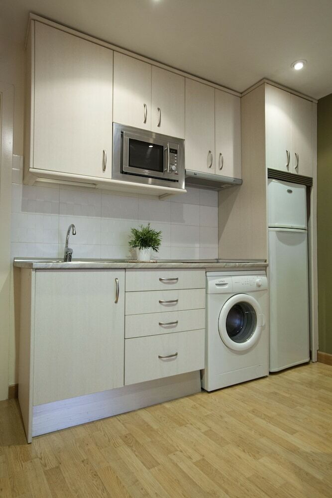 Apartamentos Alcal�
