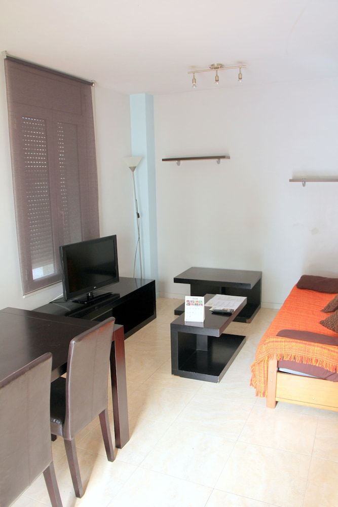 Apartamentos Caru