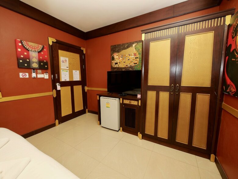 Hotel 99 Residence Patong