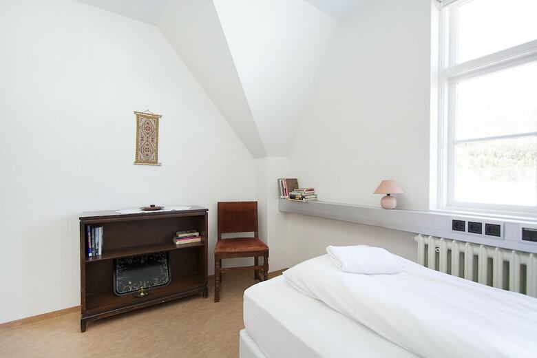 Hotel Heradsskolinn Historic Guesthouse