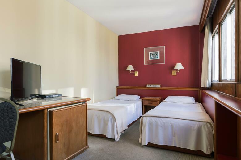 Hotel Tibagi