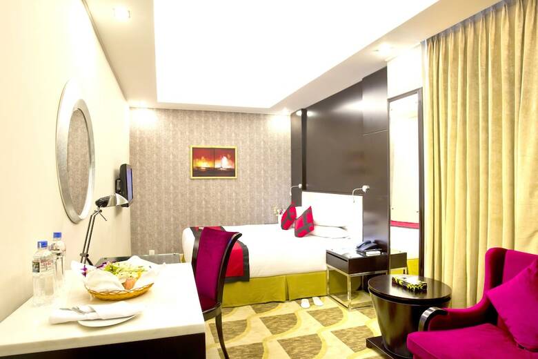 Innotel Luxury Business Hotel